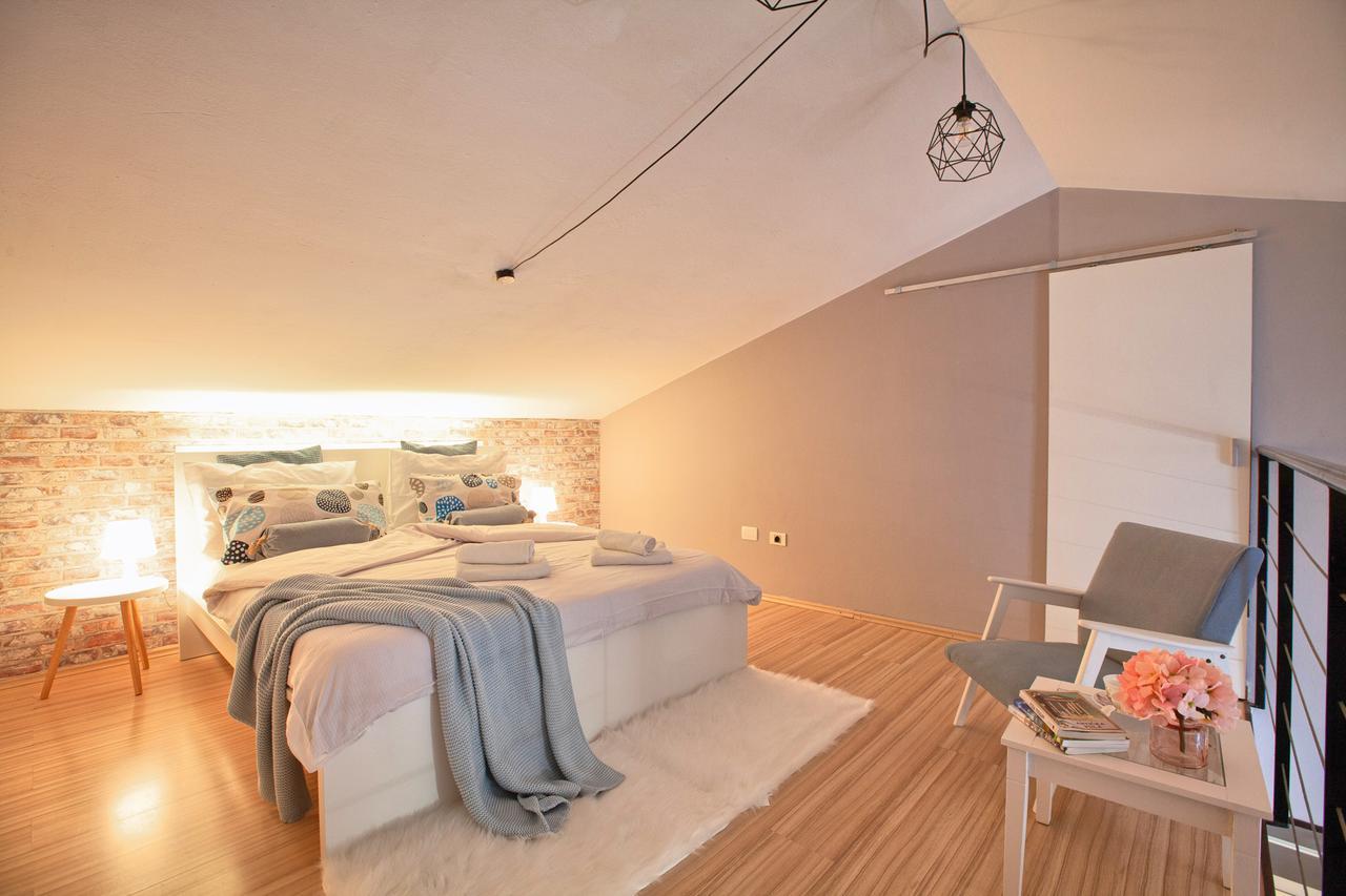 Apartment Rizzi Pula Luaran gambar